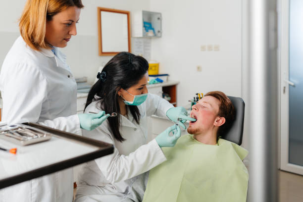 Best Broken or Chipped Tooth Repair in Pine Ridge, SD